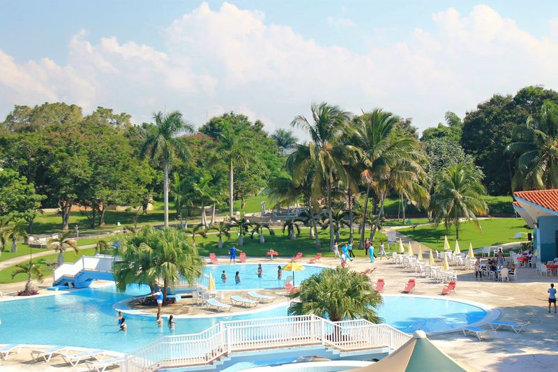 Archivo:Hosp Pradera habana.jpg