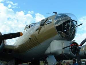 B-17 bomber.jpg