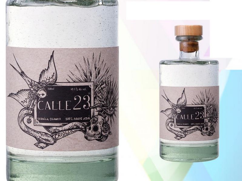 Archivo:Calle-23 criollo cocteleria-creativa 900x675.jpg