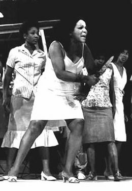 Maria antonia teatro.jpg