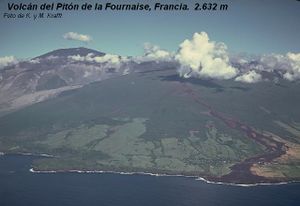 Piton fournaise.JPG