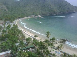 Playa bahia cata.jpg