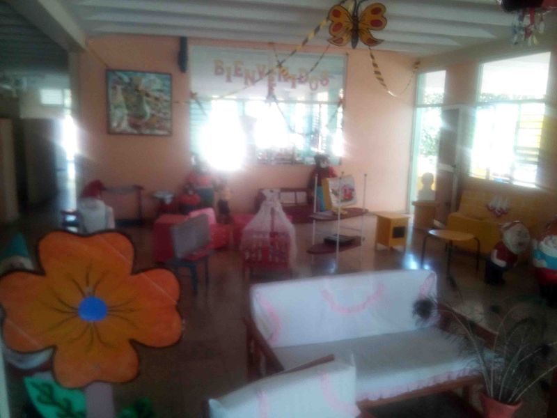 Archivo:Circulo infantil SFtres.jpg