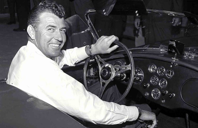 Archivo:Carroll Cobra.jpg