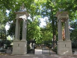 Entrada jardin principe aranjuez.jpg