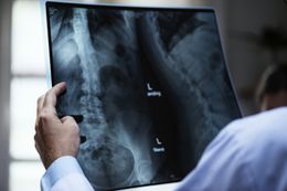 11-08 dia-mundial-de-la-radiologia.jpg