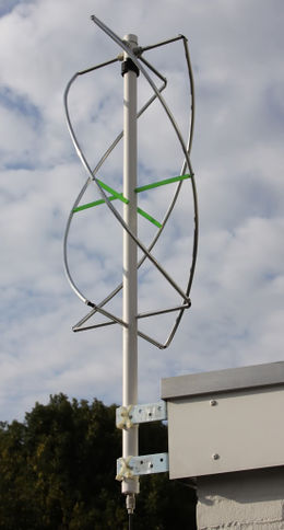 Antena cuadrifilar.jpg
