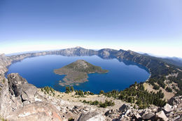 Parque Nacional del Lago del Cráter.jpg
