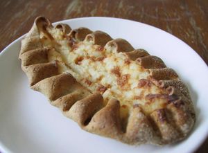 Karjalanpiirakka-Finlandia.jpg