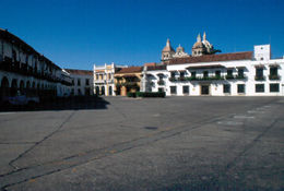 Plaza de la Aduana (Cartagena de Indias).jpg