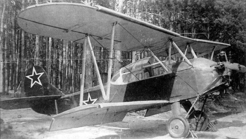 Archivo:Polik Po-2LS.jpg