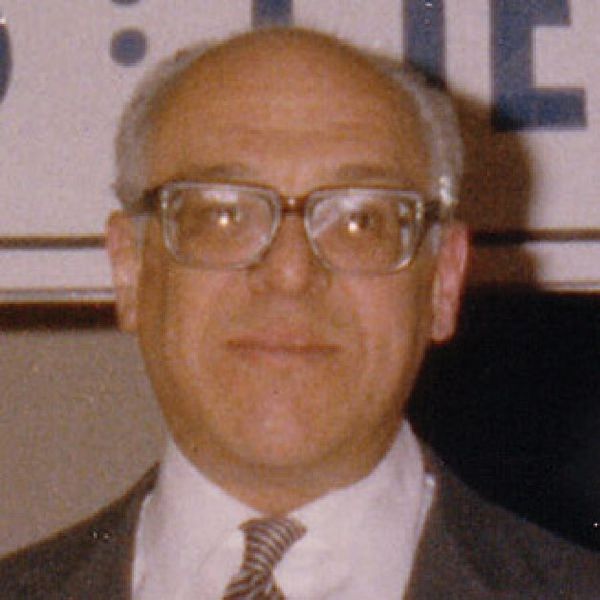 Archivo:Orlando Villamayor.jpg