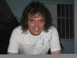 Niubó (Medium).jpg
