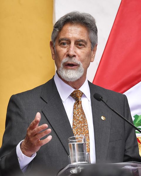 Archivo:Francisco Sagasti - 50727430858 (cropped).jpg