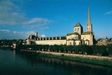 IglesiaSaintSavin.jpg