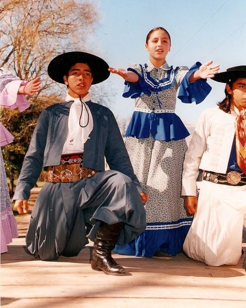 Archivo:Trajeargentino.jpg