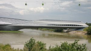 Zaragoza-Pabellón-Puente-3-610x343.jpg