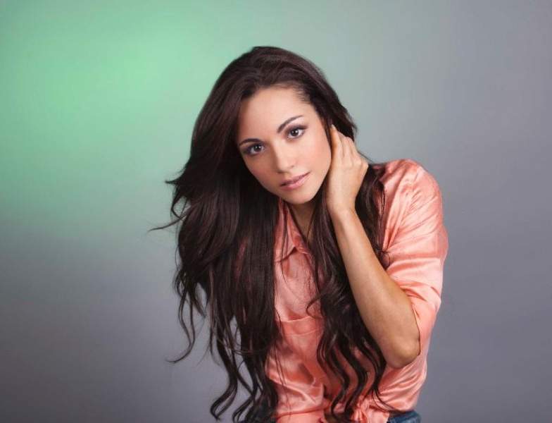 Archivo:Sharlene Taulé 2.jpg