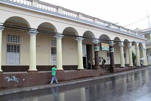Fabrica de tabacos Franncisco Donatien.jpg