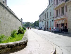 Calle Chacon Habana Vieja.jpg