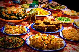 Gastronomia de Irak, diferentes diferentes platos.jpg