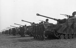 Hitlerjugend , Panzer IV.jpg