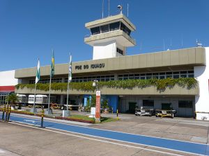 Aeropuerto Internacional de Foz do Iguaçu.jpg