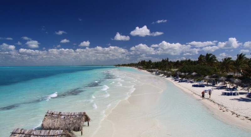 Archivo:Jardines-del-rey.jpg