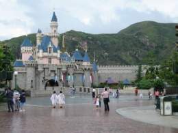 Disneyland-Hong-Kong.jpg