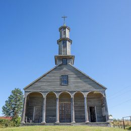 Iglesia de vilupulli - 2.jpg