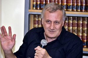 Alfredo Alzugarat.jpg