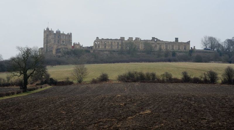Archivo:Castillodebolsover.jpg