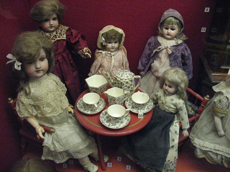 Archivo:Muñecas01.jpg