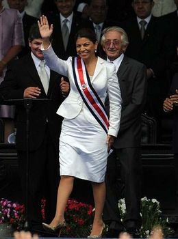 Laura-chinchilla-presidenta.jpg