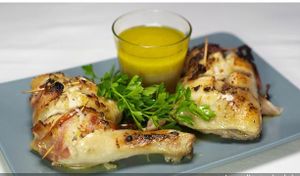 Pollo asado con hierbas aromáticas y bacon.JPG