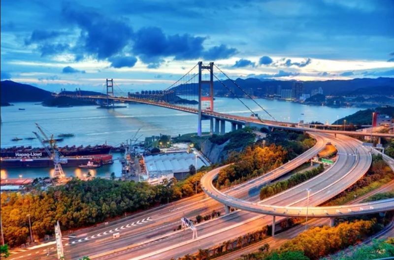 Archivo:Puente tsing ma 1.jpg