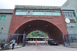 Universidad Del Río Ecuador.jpg