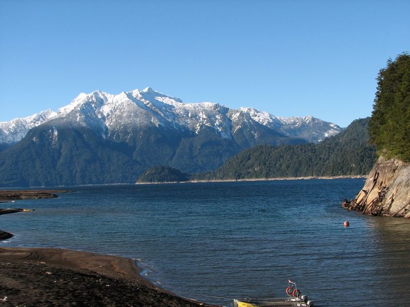 Archivo:Lago Chapo2.jpg