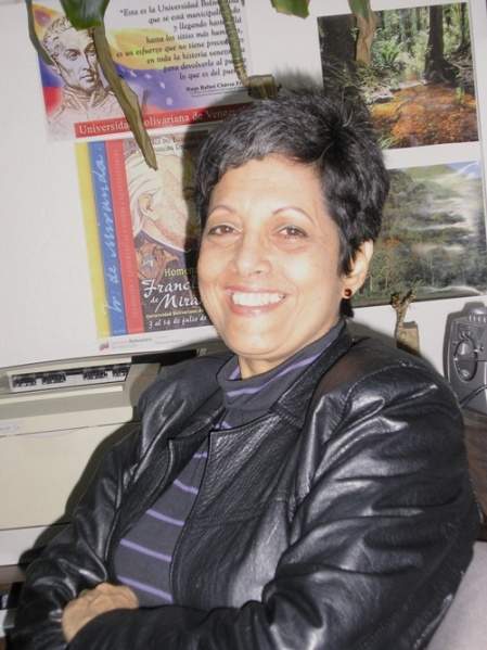 Archivo:Mirta-casac3b1as.jpg