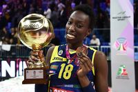 Paola egonu premios.jpg