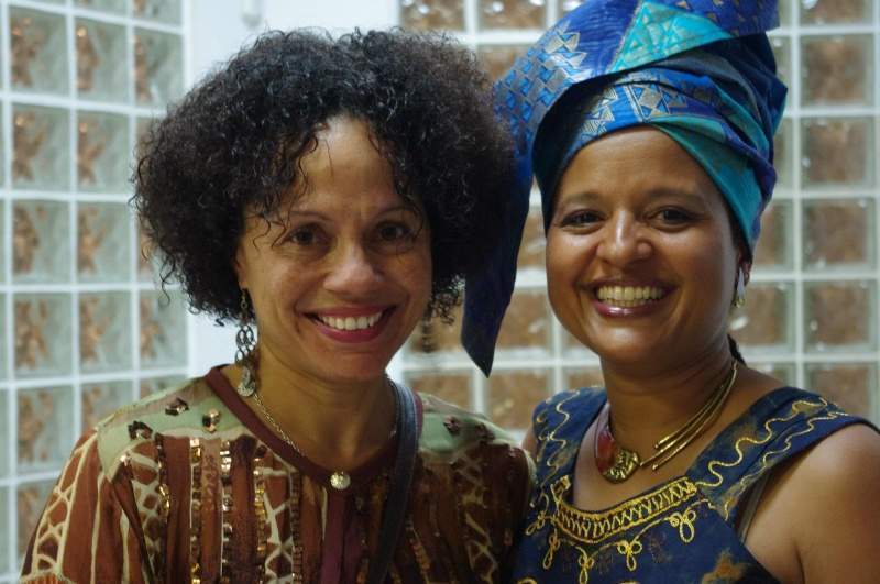 Archivo:Diadelamujerafro.jpg
