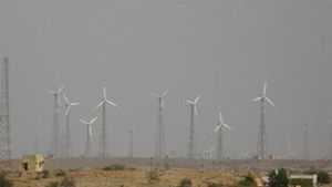 Parque eolico jaisalmer.jpg