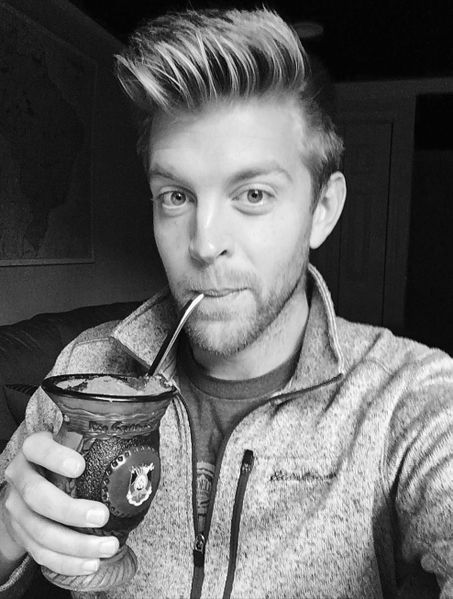 Archivo:Gavin roy y chimarrao.jpeg