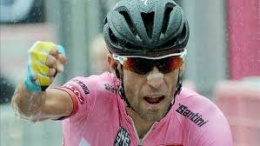 Vincenzo NIbali.jpeg