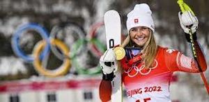 Corinne Suter.jpg