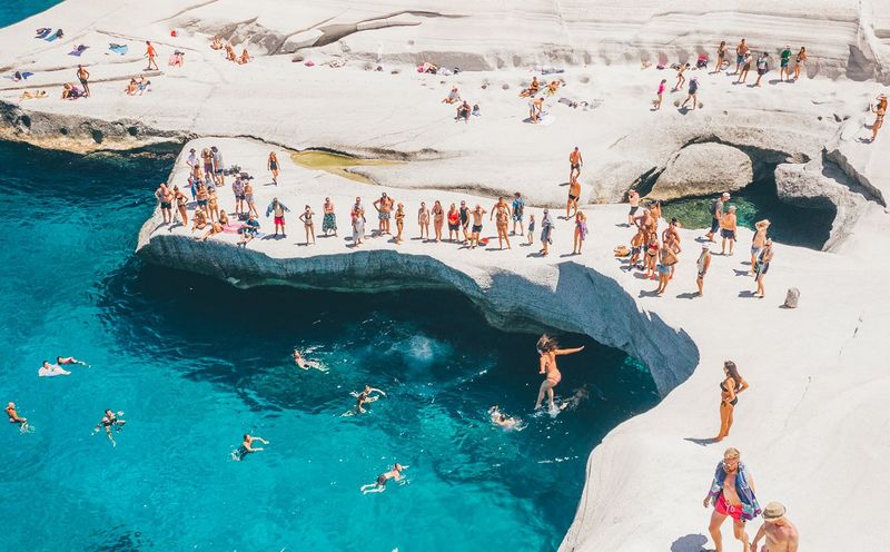 Archivo:Sarakiniko playa (2).jpg