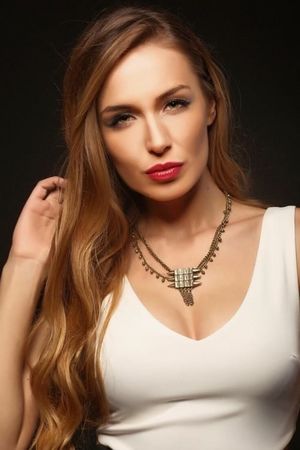 Kimya Gökçe Aytaç.jpg