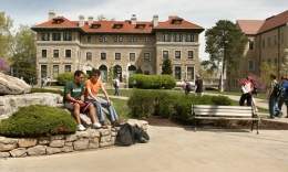 UnivKansas02.jpg