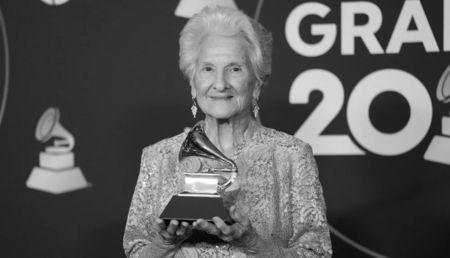 Ángela Álvarez (cantante) - EcuRed