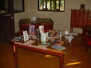 Interior Biblioteca 2.JPG